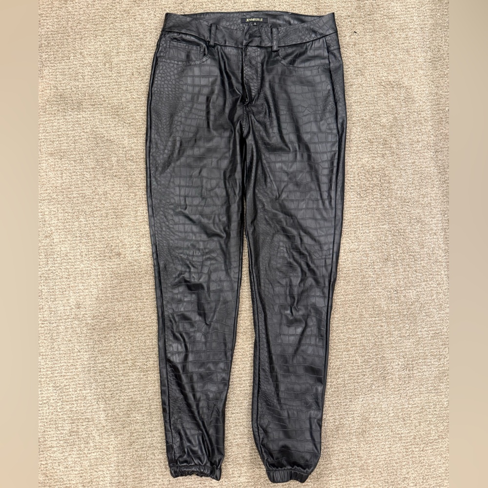 Jennifer Le leather legging pants